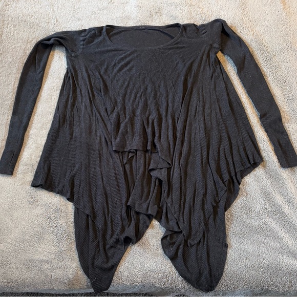 lululemon athletica Sweaters - Lululemon flowy asymmetrical sweater